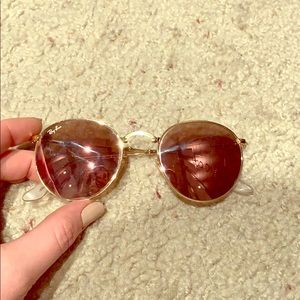 Ray-Ban Pink/Gold Folding Sunglasses rb3532